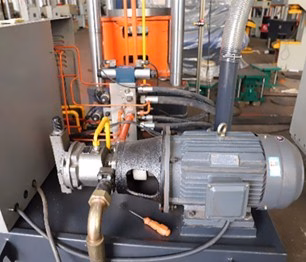 เครื่องอัดไฮดรอลิค YQ32 ขนาด 800 ตัน - Image 6